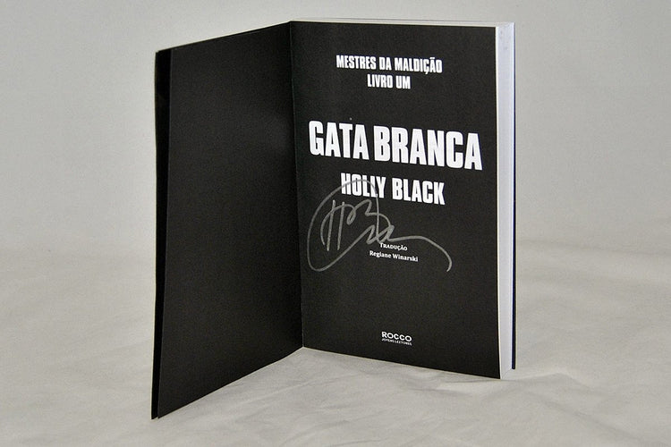 Foreign Editions - White Cat (Brazilian)