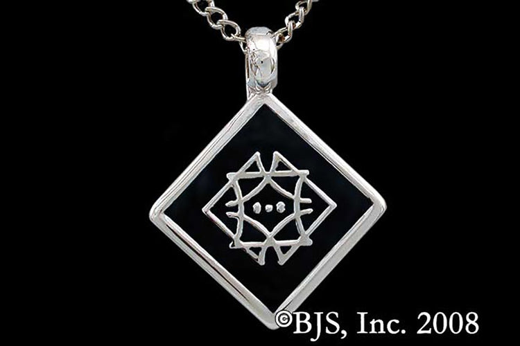 Jewelry - Aon Aha Pendant