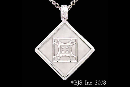 Jewelry - Aon Mai Pendant