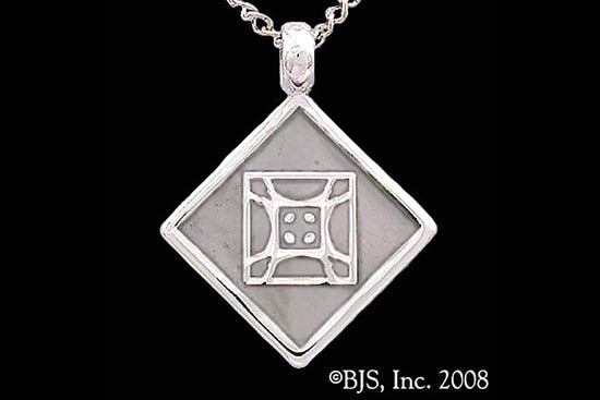 Jewelry - Aon Mai Pendant