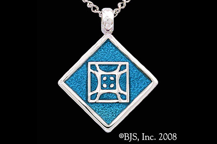 Jewelry - Aon Mai Pendant