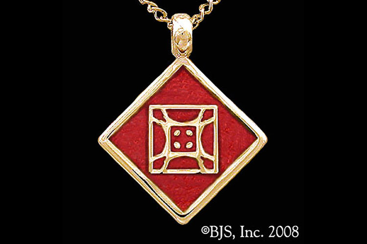 Jewelry - Aon Mai Pendant