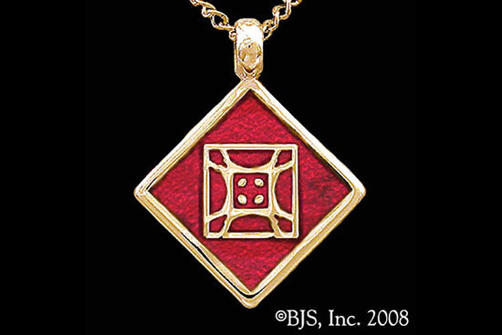 Jewelry - Aon Mai Pendant