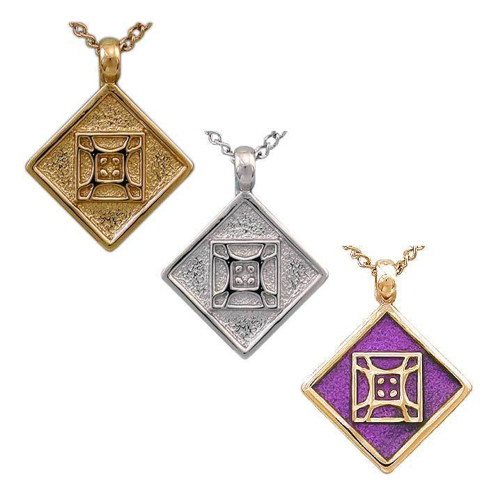 Jewelry - Aon Mai Pendant