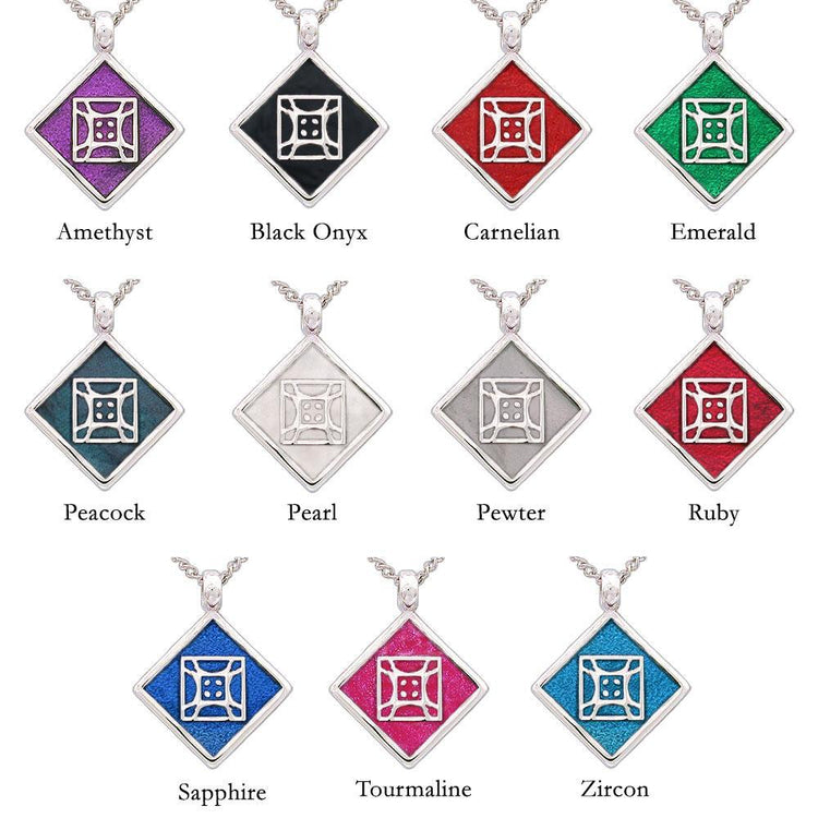 Jewelry - Aon Mai Pendant