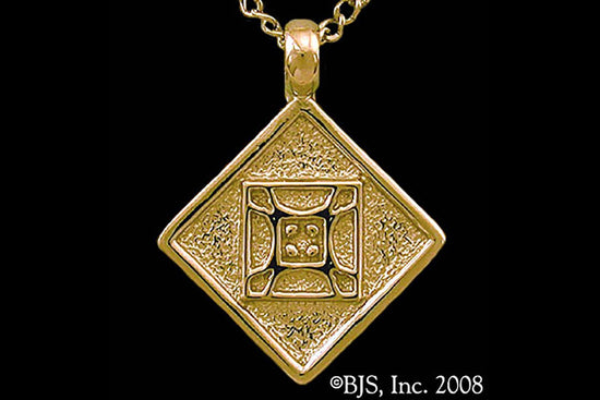 Jewelry - Aon Mai Pendant