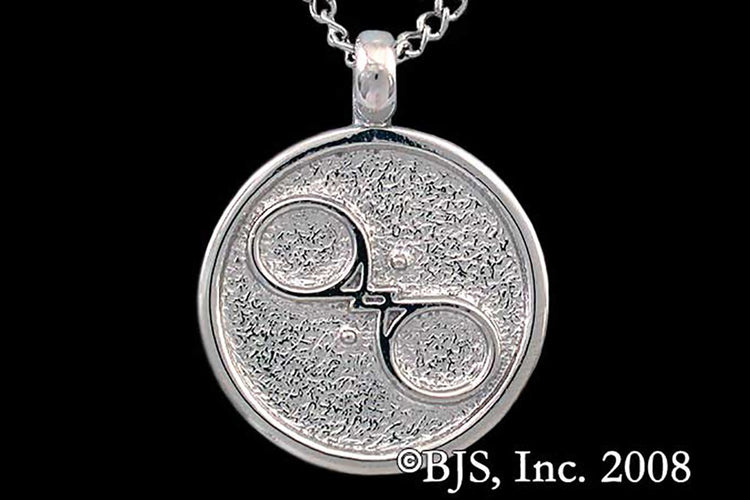 Jewelry - Aon Shao Pendant