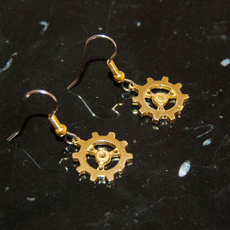 Auri's Brazen Gear Earrings