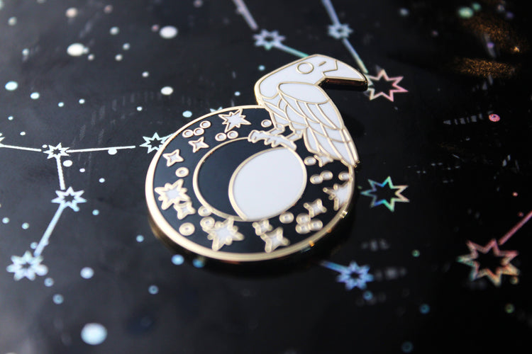 Miscellany - Travis Matagot Pin: Raven