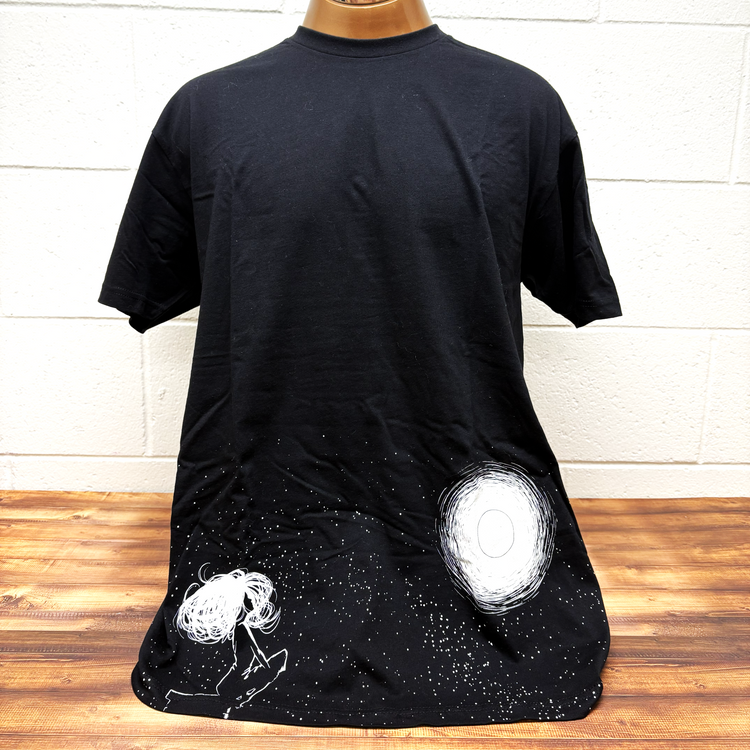 Auri and the Moon T-shirt