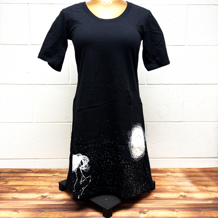 Auri and the Moon T-shirt Dress