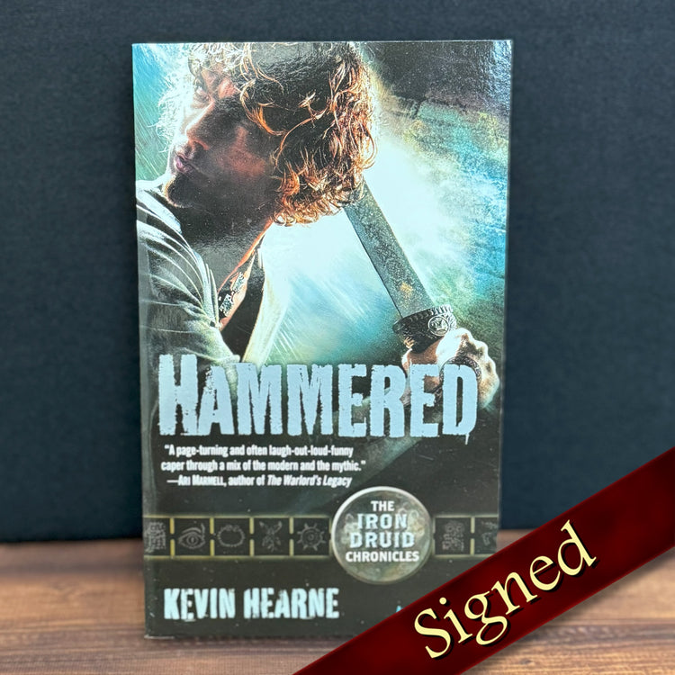 Hammered - The Iron Druid Chronicles ™ Book 3