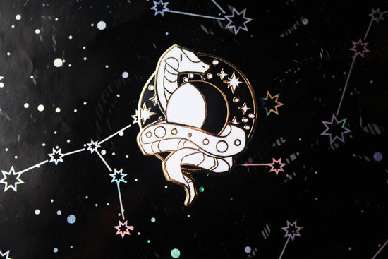 Miscellany - Travis Matagot Pin:  Serpent